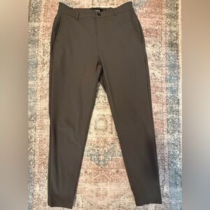 Men’s CUTS AO Joggers - Size M - Color = Dark Pine